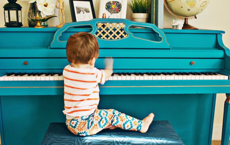  photo blue piano 11.png