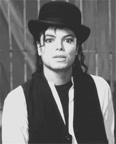  photo tumblr_medwe7uBij1rhk2w1o1_500_large-1_zps73f6c57c.gif