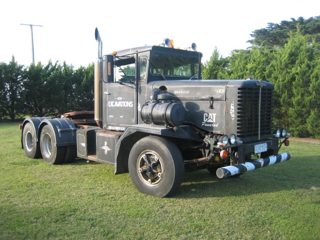 Oshkosh For Sale- Needs a new home (1/1) - Historic Commercial Vehicle