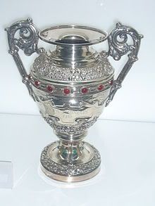 [Image: 220px-Copa_Campionat_dels_Pirineus_1910.jpg]