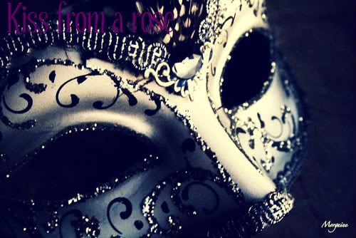 Foto bij 60. A young lady attending a masquerade.