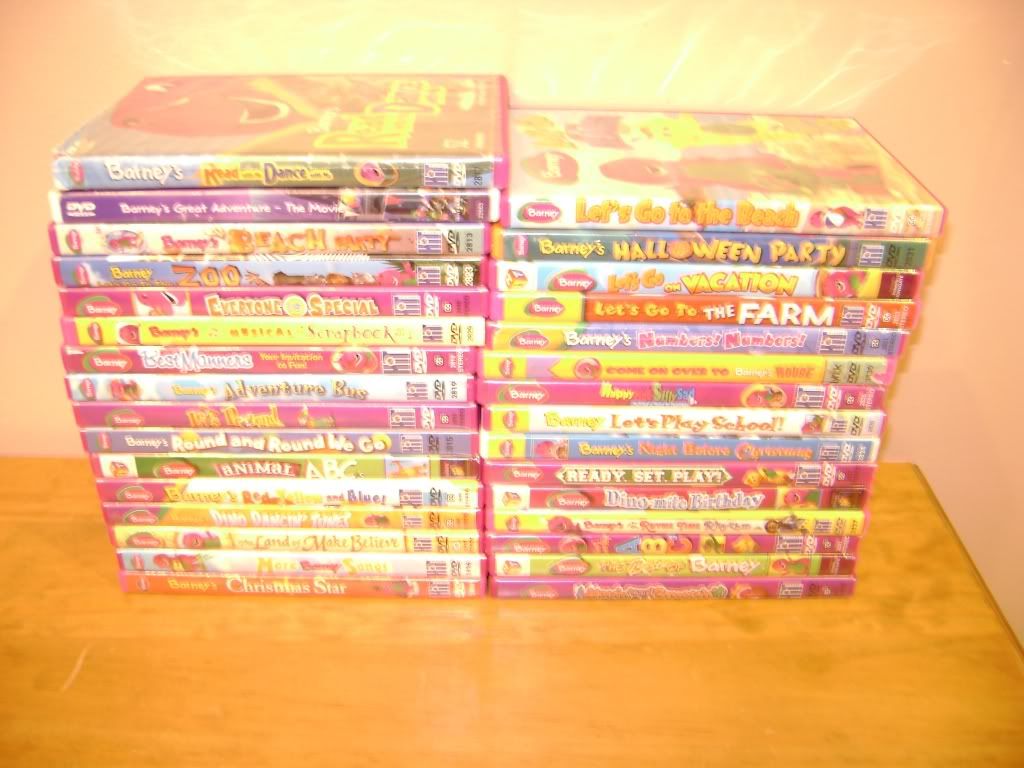 Lot 31 BARNEY DVDs Let's Go to the Beach Farm Zoo on Vacation Best