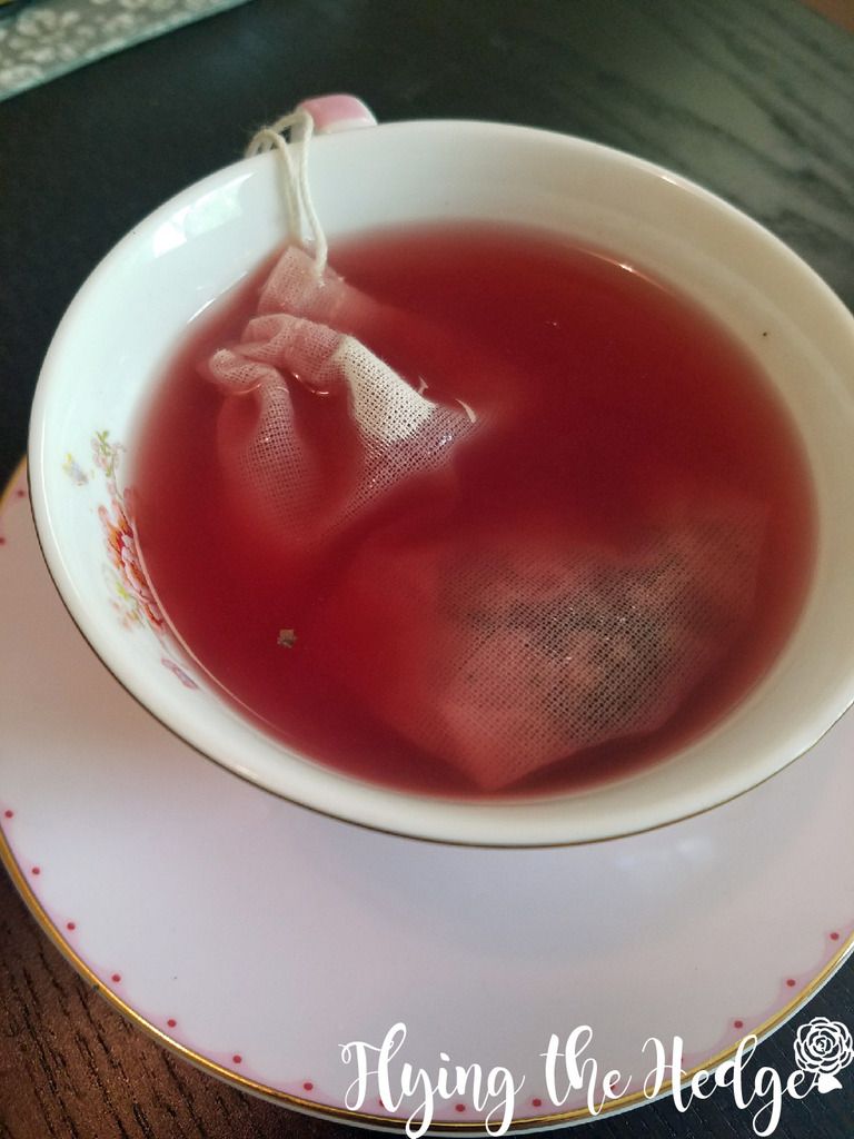April Moon Box Review: Tea April Moon Box Review: Tea
