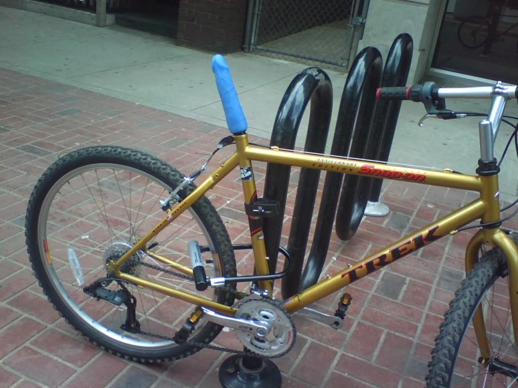 dildo_bike.jpg